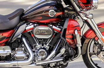 Harley-Davidson CVO Tri Glide FLHTCUTGSE 2022 - Bild 5