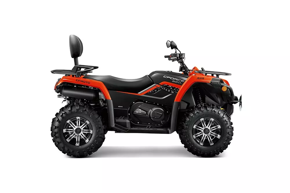 CFMOTO CForce 520 L EFI 4x4 DLX CFMOTO CForce 520 L EFI 4x4 DLX