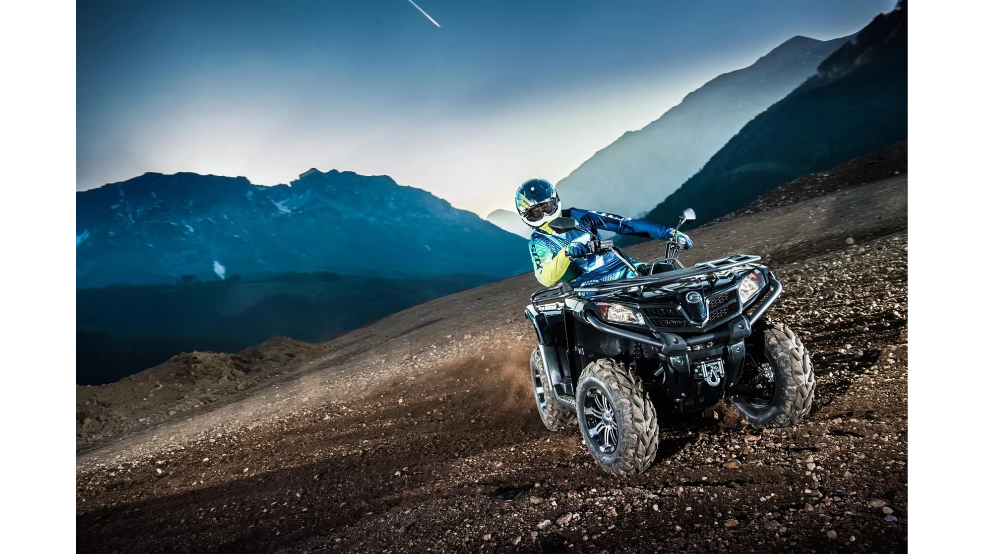 CFMOTO CForce 520 L EFI 4x4 DLX - Image 1 CFMOTO CForce 520 L EFI 4x4 DLX - Image 1
