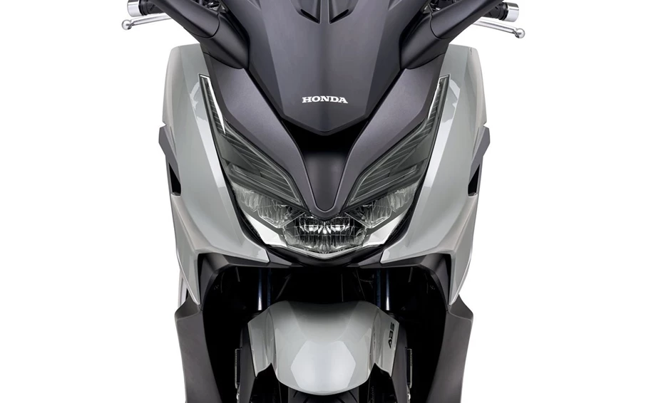 Honda Forza 350 Bild 19: Honda Forza 350