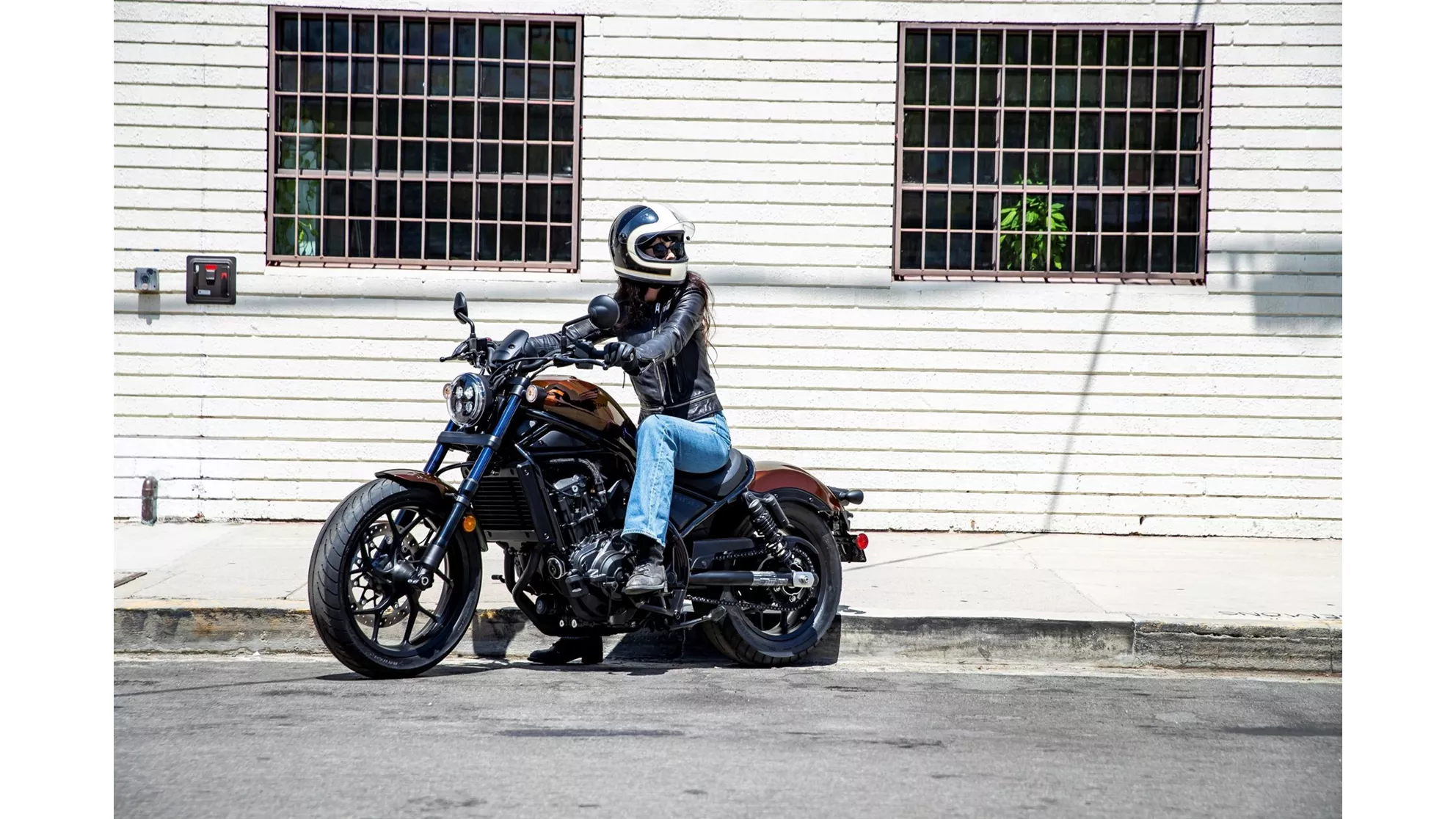 Honda CMX1100 Rebel - Image 1 Honda CMX1100 Rebel - Image 1