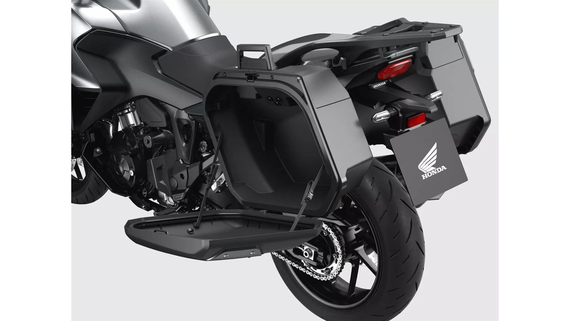 Honda NT1100 - Image 9 Honda NT1100 - Image 9