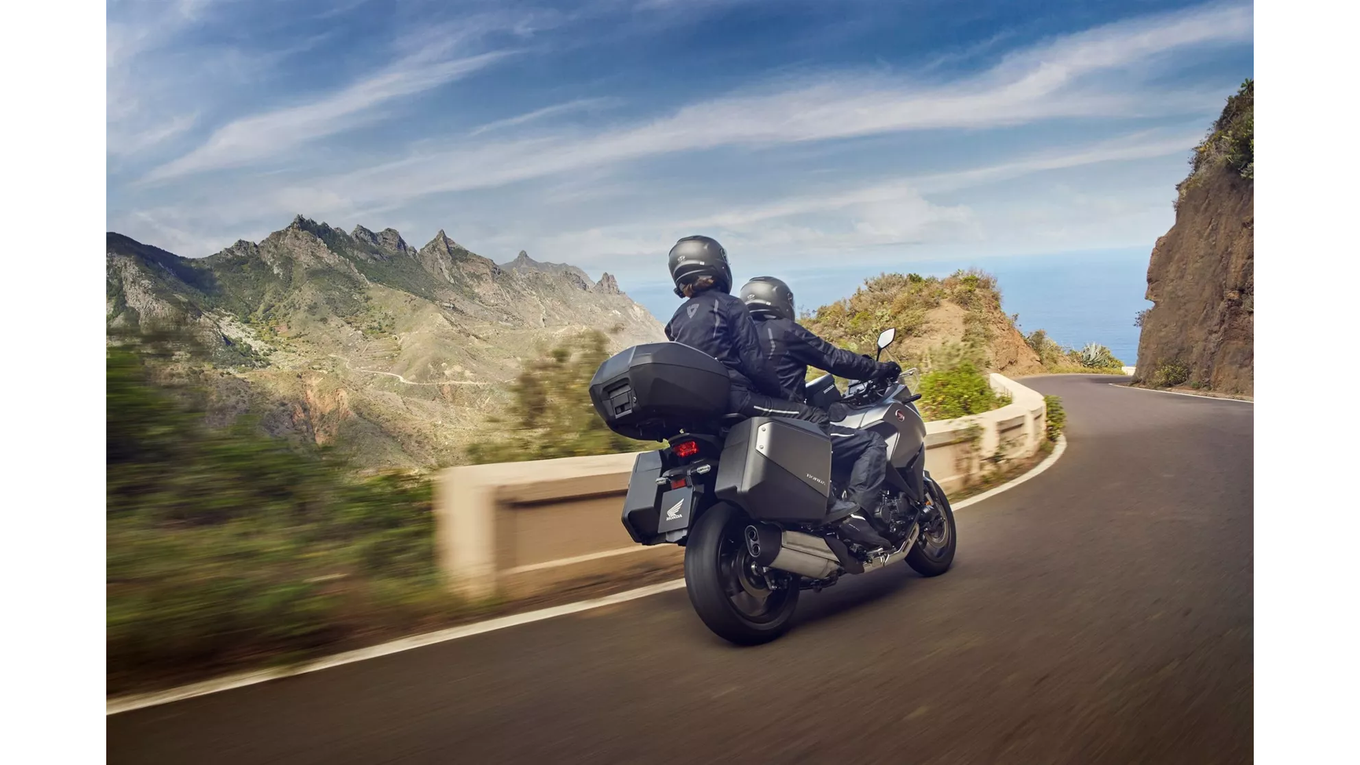 Honda NT1100 - Image 1 Honda NT1100 - Image 1