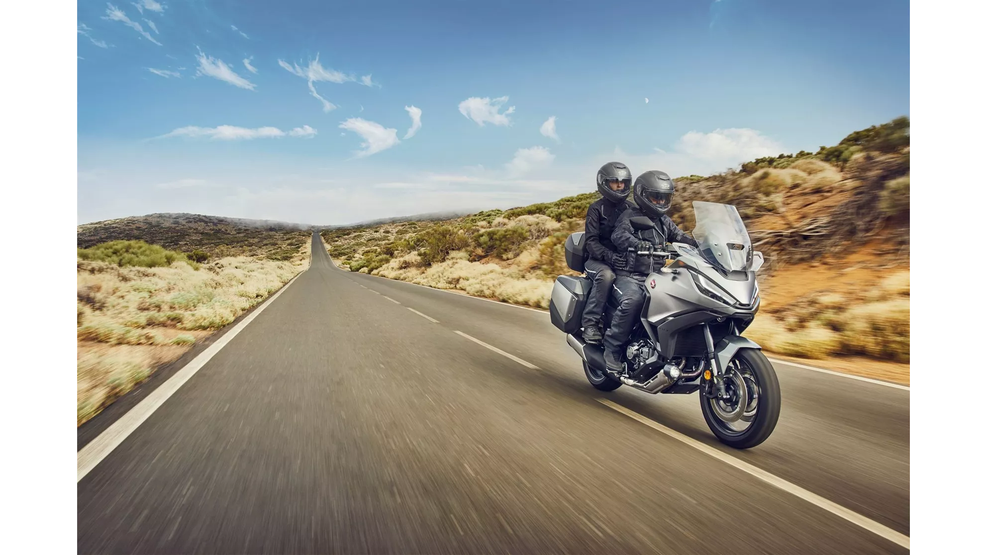 Honda NT1100 - Image 14 Honda NT1100 - Image 14