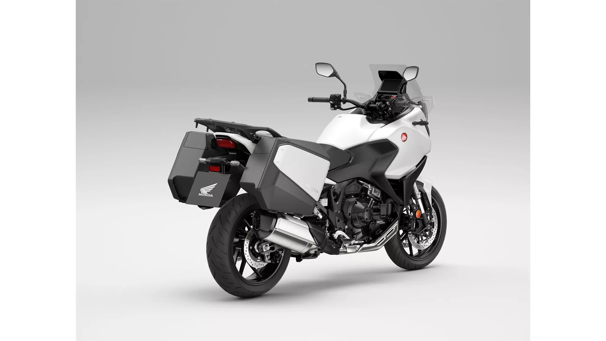 Honda NT1100 DCT - Image 4 Honda NT1100 DCT - Image 4