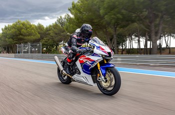 Honda Fireblade 30th Anniversary 2022 - Bild 19 Honda Fireblade 30th Anniversary 2022 - Bild 19