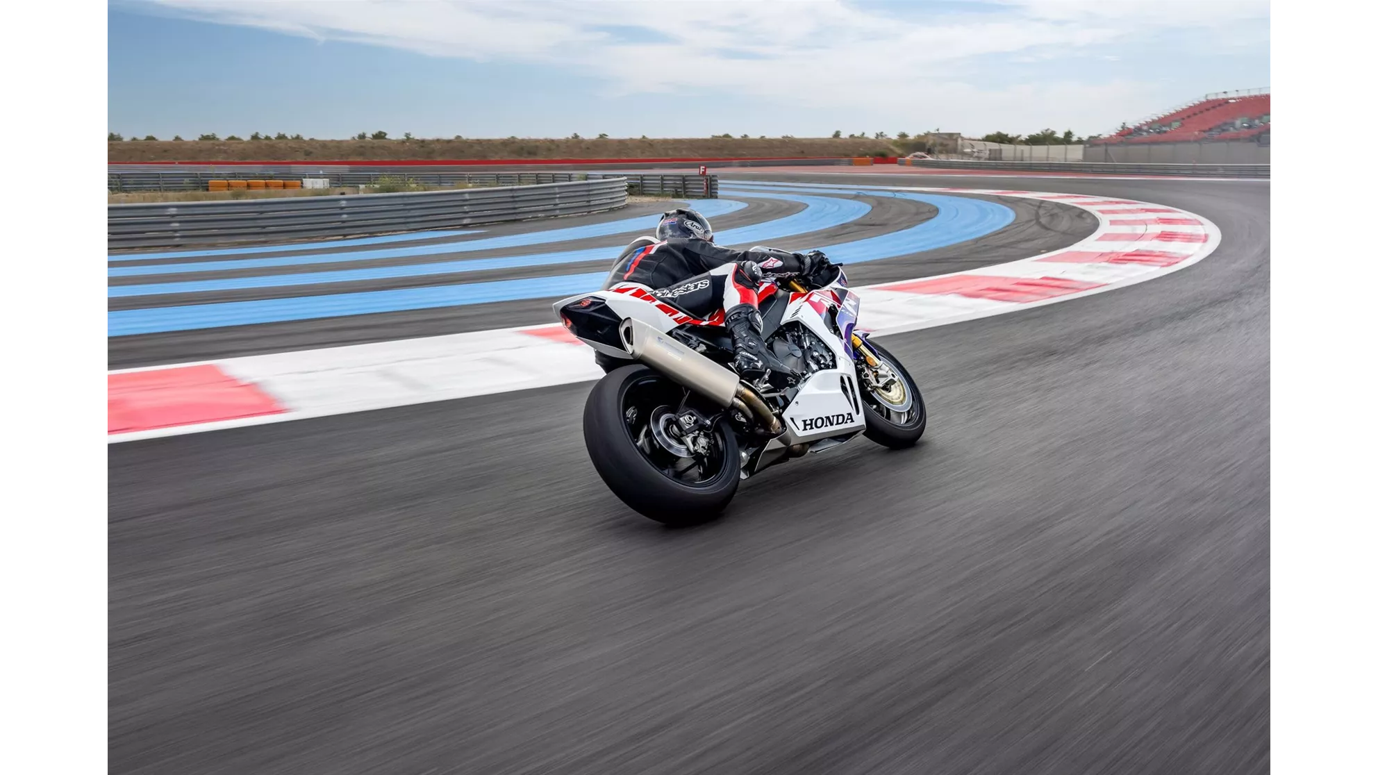 Honda Fireblade 30th Anniversary - Image 17 Honda Fireblade 30th Anniversary - Image 17