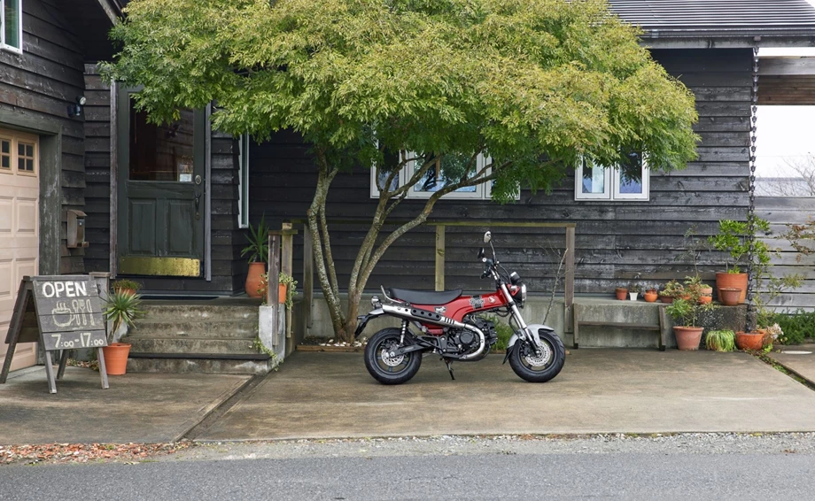 Honda Dax 125 Bild 18: Honda Dax 125