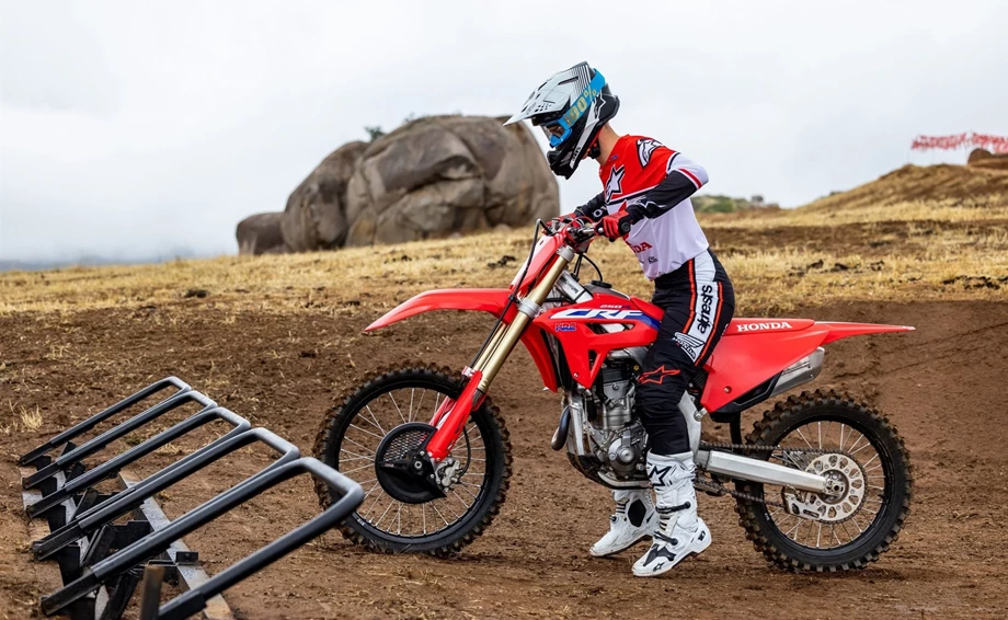 Honda CRF250R Bild 14: Honda CRF250R