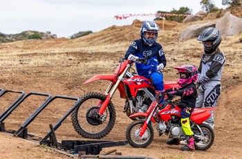 Honda CRF 50 F 2022 - Bild 4