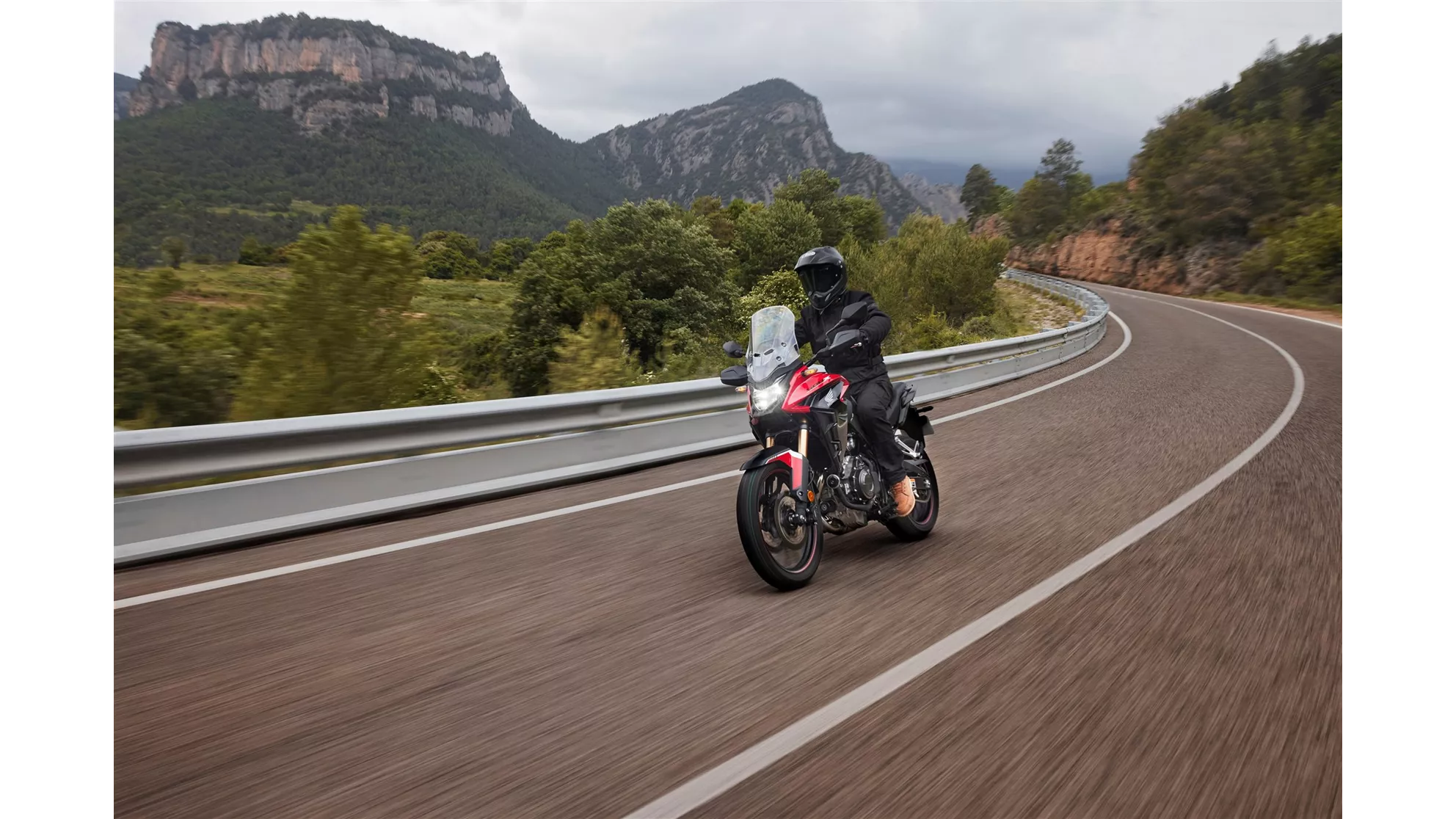 Honda CB500X - Image 15 Honda CB500X - Image 15
