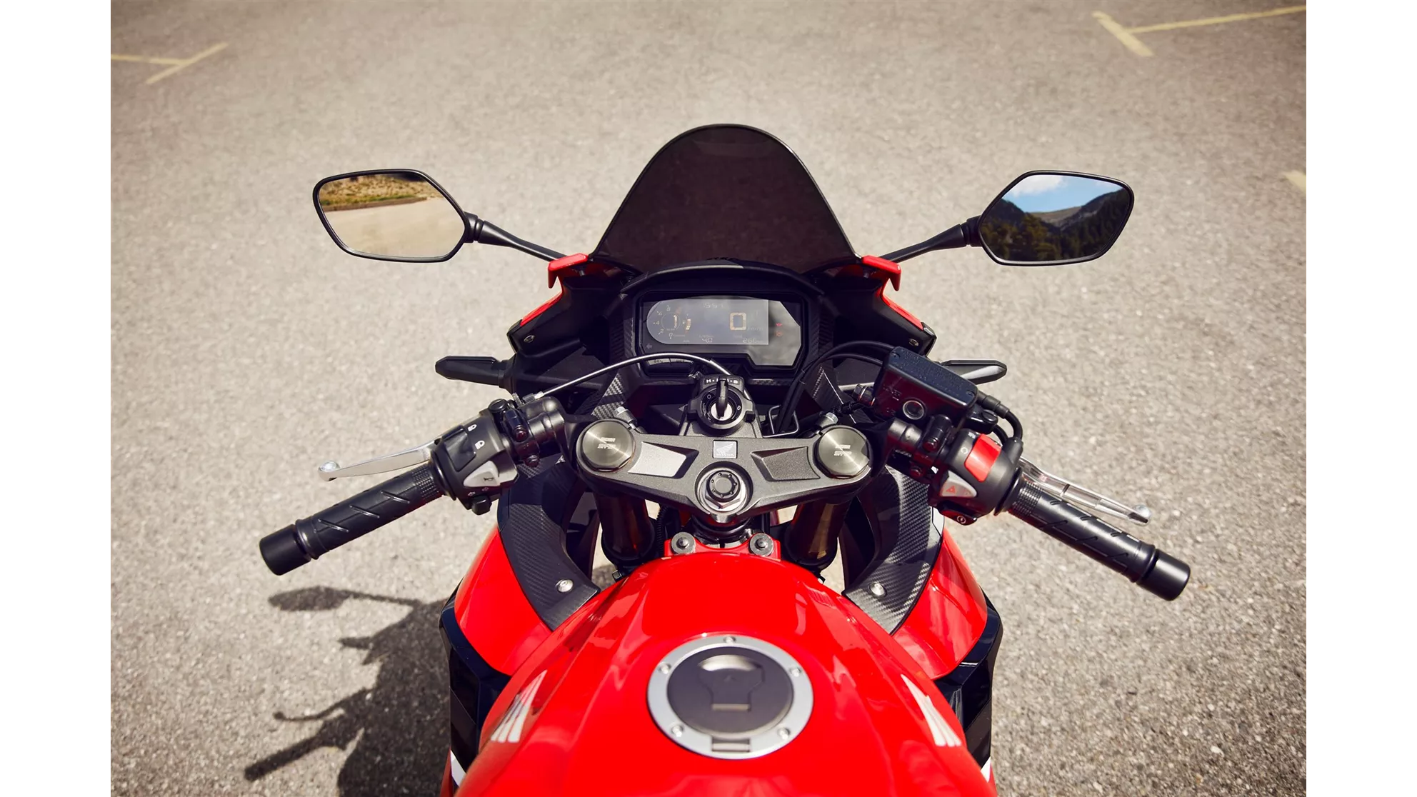 Honda CBR500R - Image 11 Honda CBR500R - Image 11