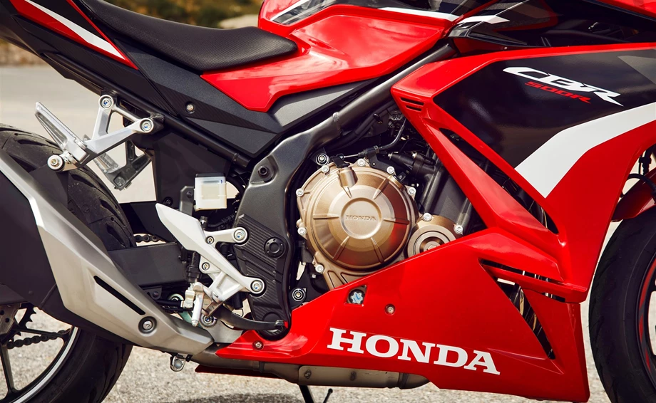Honda CBR500R Bild 17: Honda CBR500R