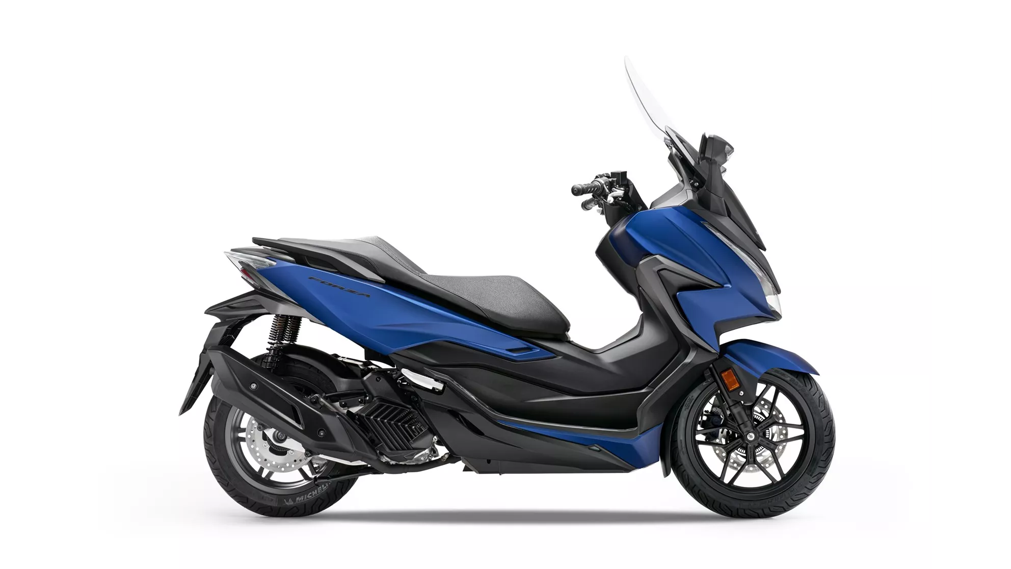 Honda Forza 125 - Image 4 Honda Forza 125 - Image 4
