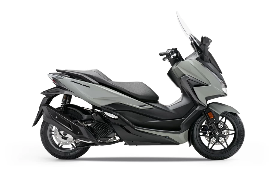 Honda Forza 125 Bild 12: Honda Forza 125