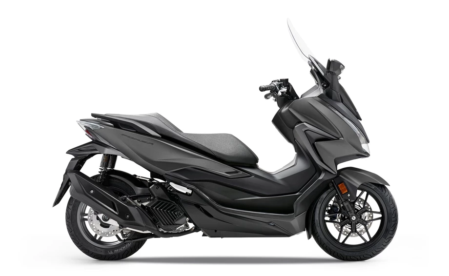 Honda Forza 125 Bild 13: Honda Forza 125