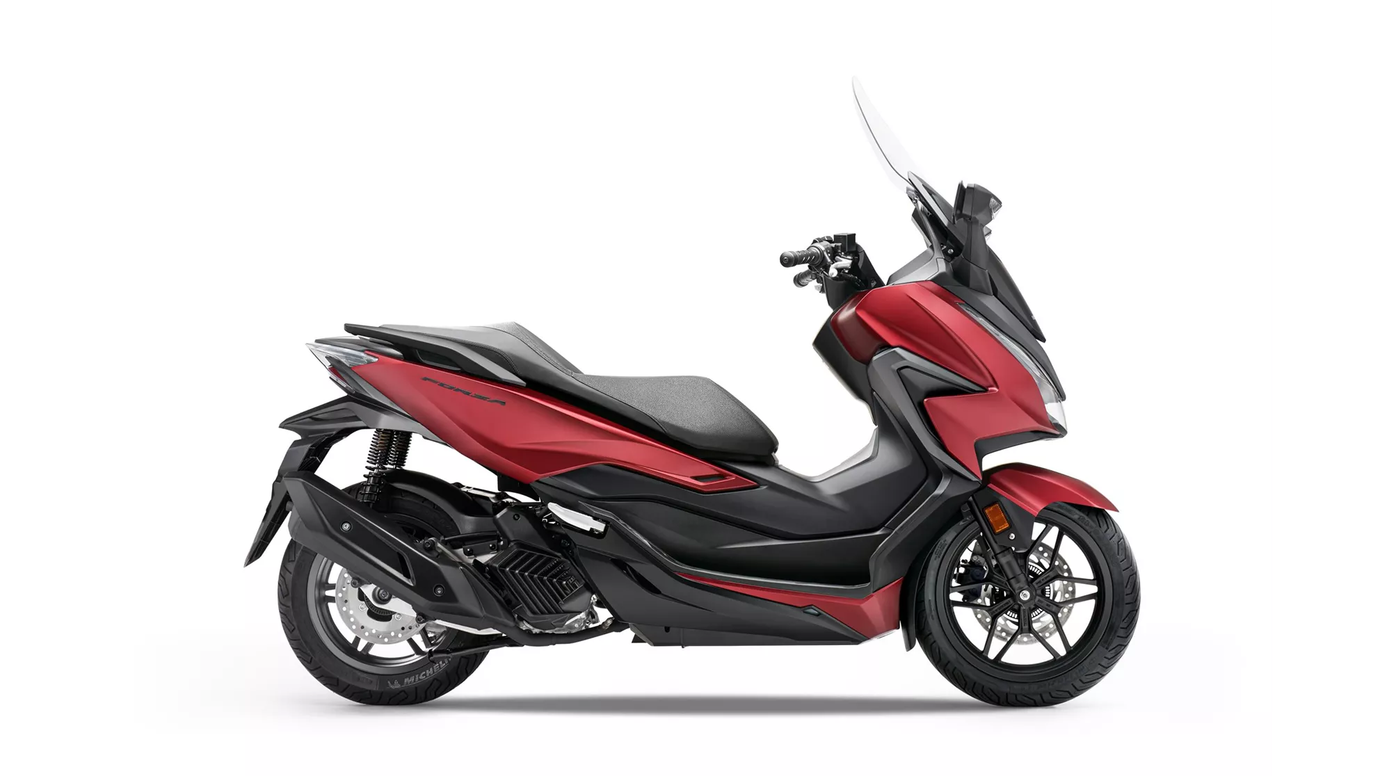 Honda Forza 125 - Image 10 Honda Forza 125 - Image 10