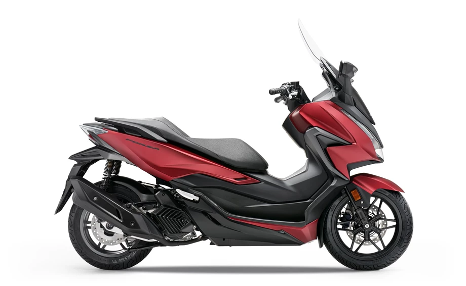 Honda Forza 125 Bild 16: Honda Forza 125