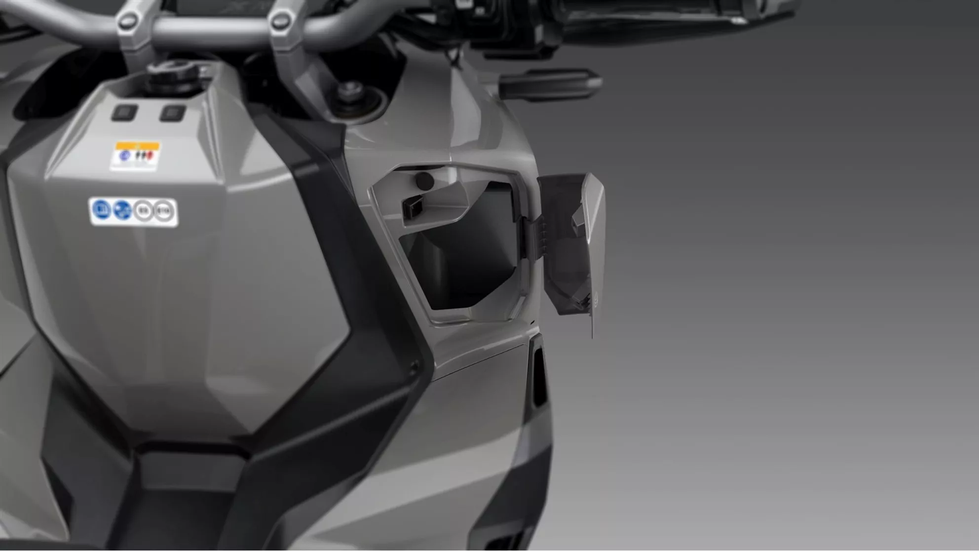 Honda X-ADV - Image 15 Honda X-ADV - Image 15