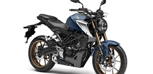 Honda CB125R 2022 vs Yamaha YZF-R6 2014