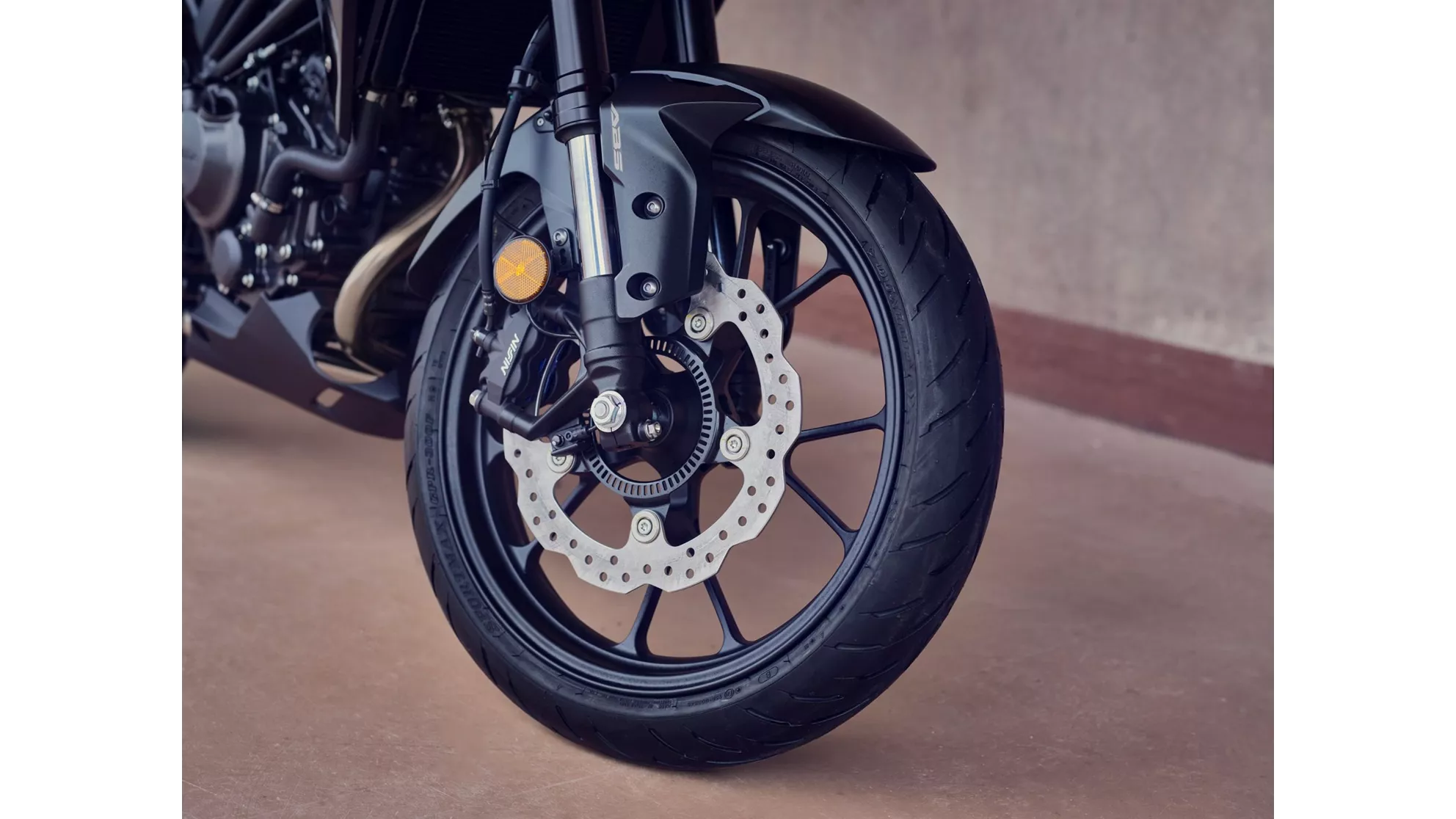 Honda CB300R - Image 15 Honda CB300R - Image 15