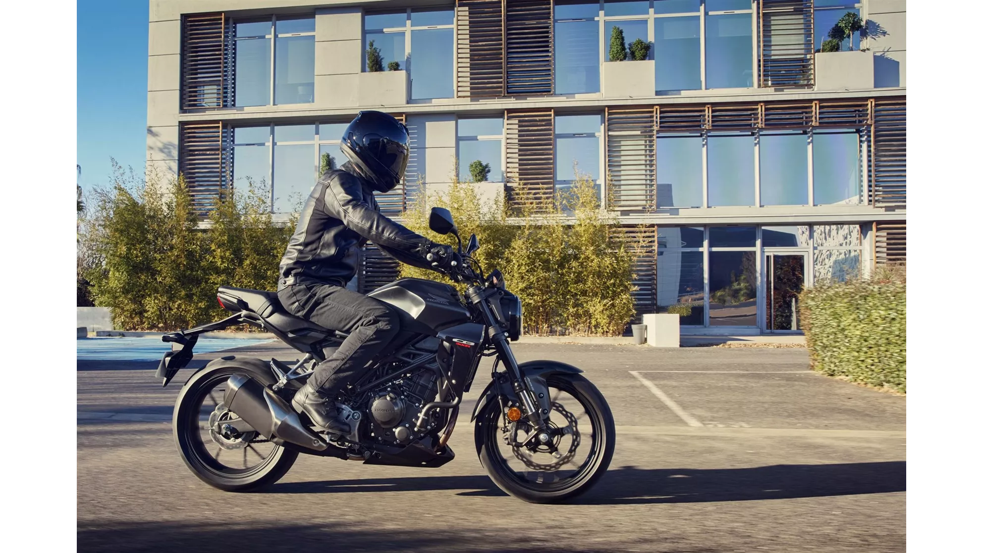 Honda CB300R - Image 1 Honda CB300R - Image 1