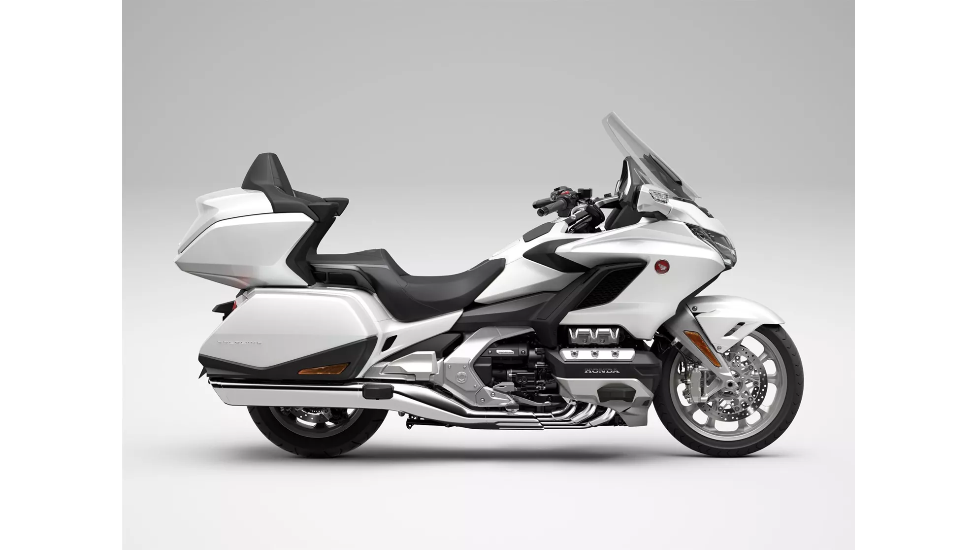 Honda GL 1800 Goldwing Tour - Image 7 Honda GL 1800 Goldwing Tour - Image 7