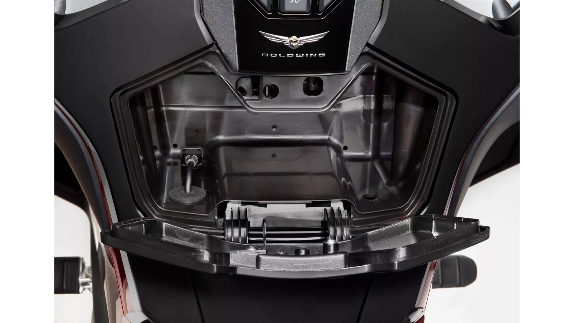 Honda GL 1800 Goldwing Tour - Image 4 Honda GL 1800 Goldwing Tour - Image 4