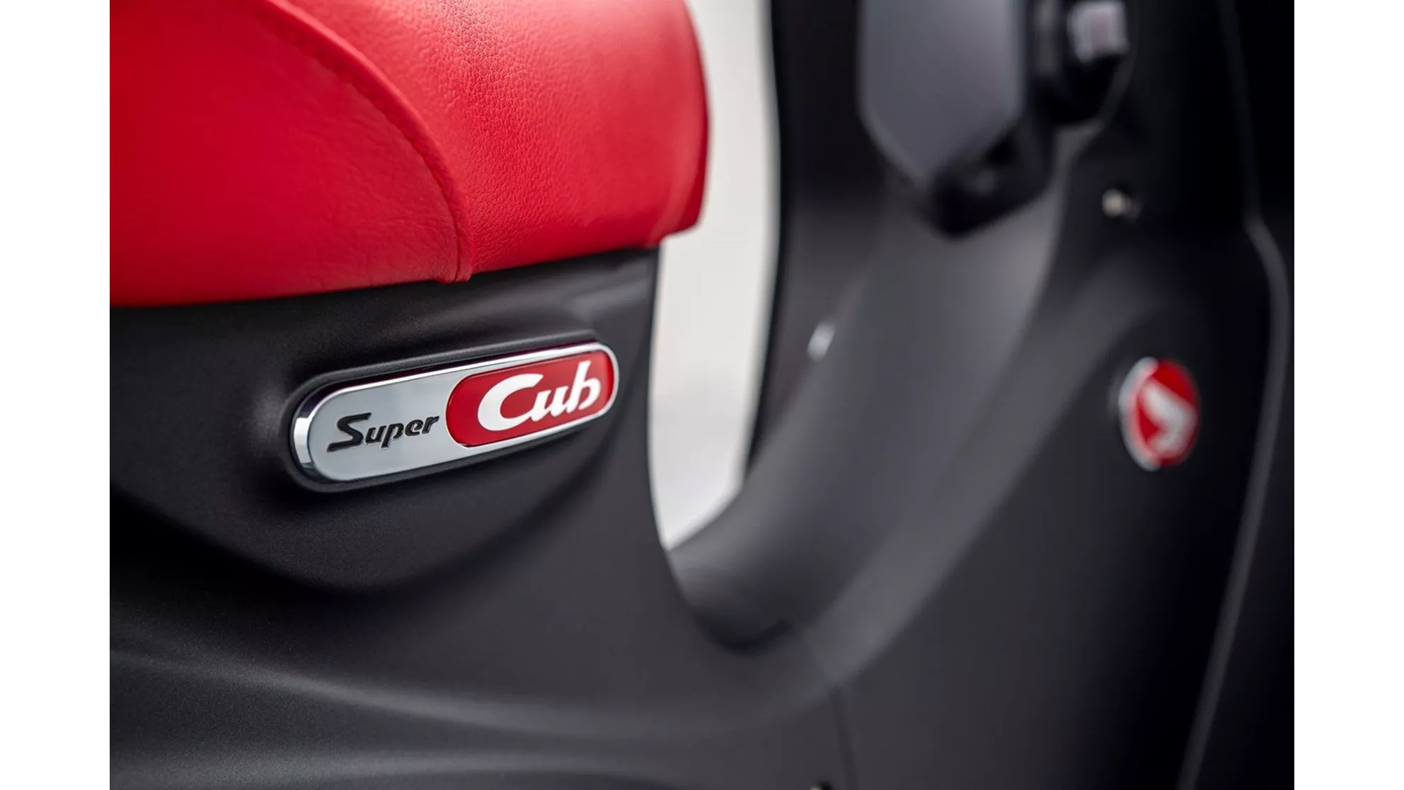 Honda Super Cub C 125 - Image 17 Honda Super Cub C 125 - Image 17