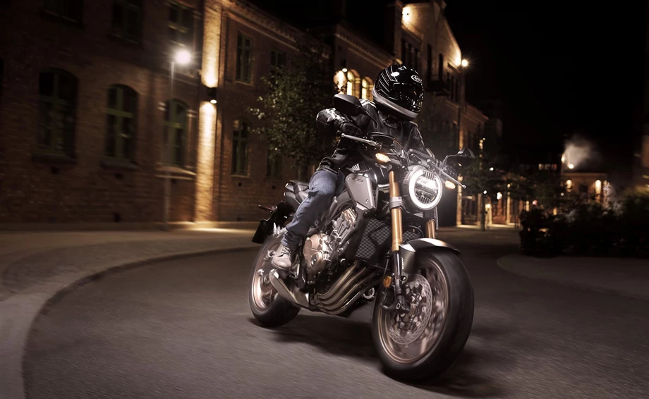 Honda CB650R Bild 7: Honda CB650R