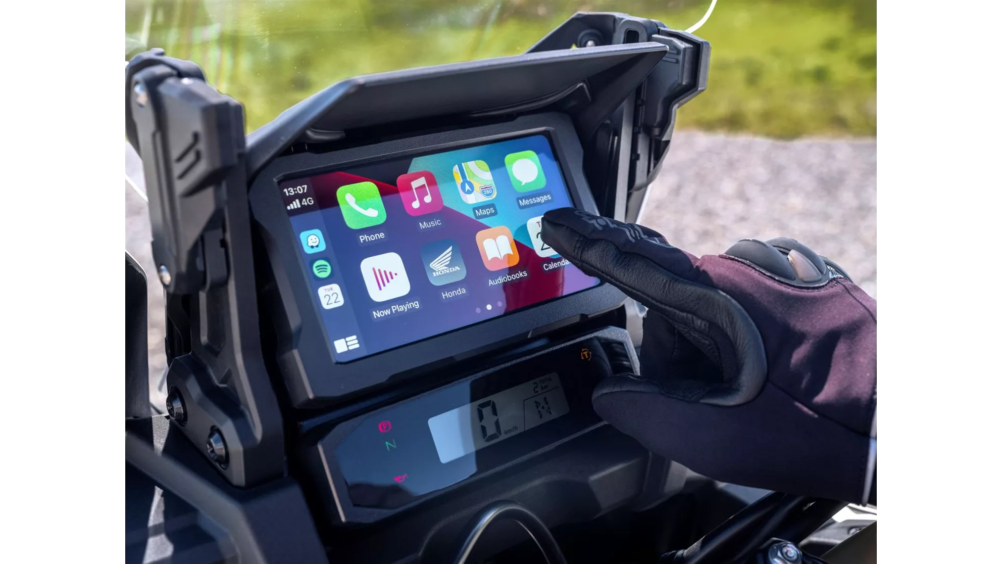 Honda CRF1100L Africa Twin Adventure Sports - Image 2 Honda CRF1100L Africa Twin Adventure Sports - Image 2