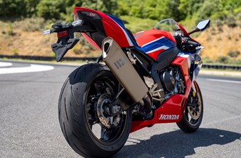 Honda CBR1000RR-R Fireblade 2022 - Bild 8 Honda CBR1000RR-R Fireblade 2022 - Bild 8
