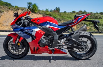 Honda CBR1000RR-R Fireblade 2022 - Bild 10 Honda CBR1000RR-R Fireblade 2022 - Bild 10