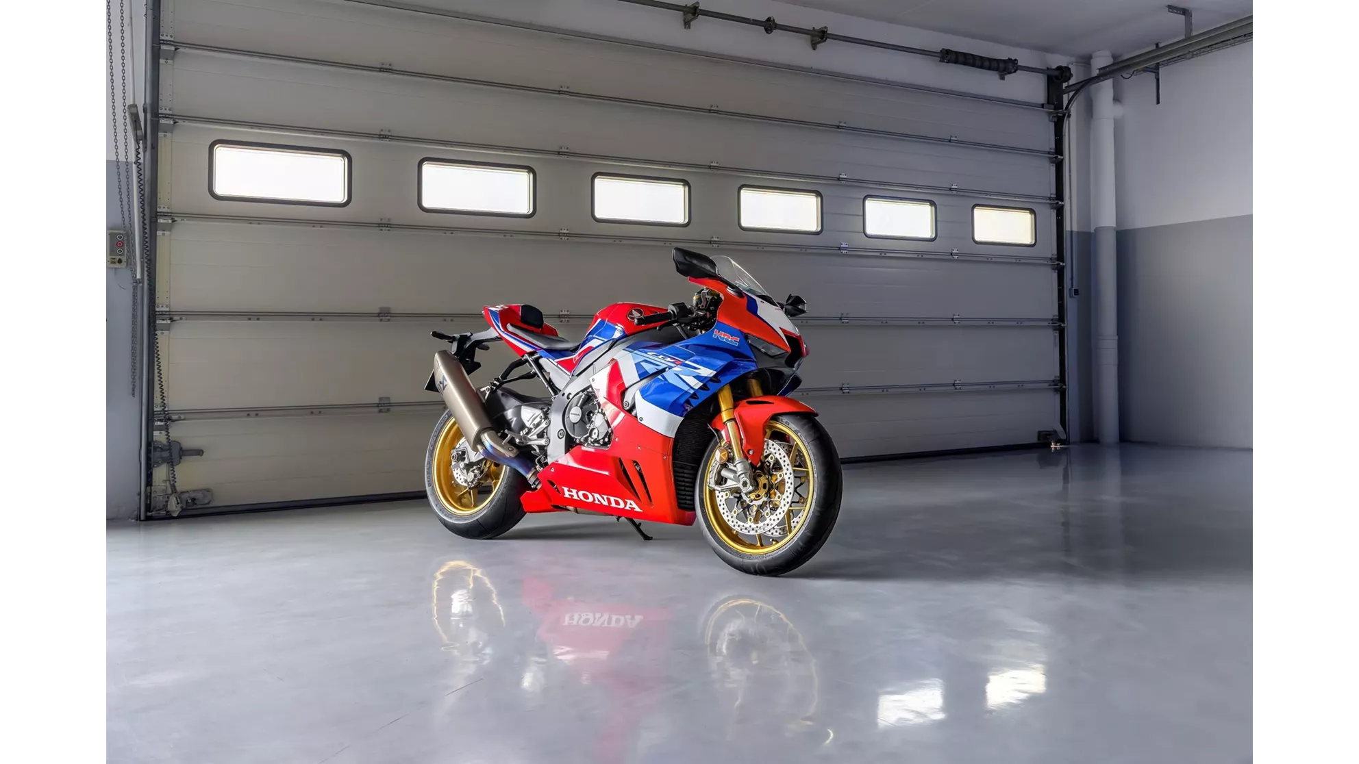 Honda CBR1000RR-R Fireblade SP - Image 10 Honda CBR1000RR-R Fireblade SP - Image 10