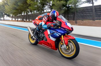 Honda CBR1000RR-R Fireblade SP 2022 - Bild 22 Honda CBR1000RR-R Fireblade SP 2022 - Bild 22