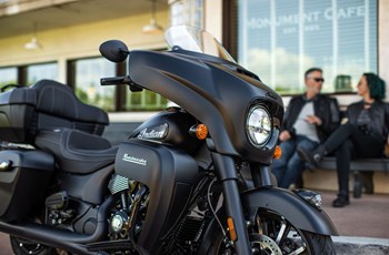 Indian Roadmaster Dark Horse 2022 - Bild 9