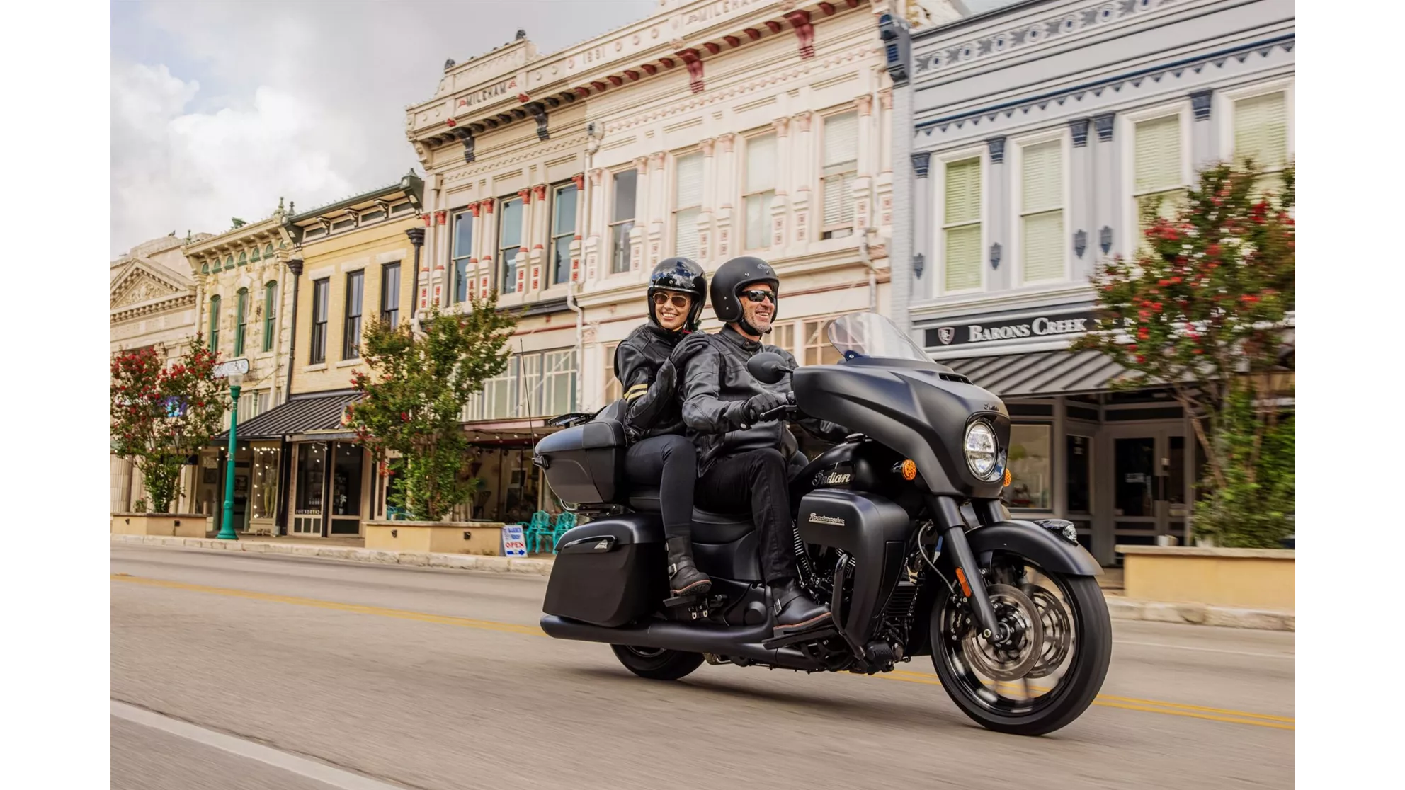 Indian Roadmaster Dark Horse - Image 1 Indian Roadmaster Dark Horse - Image 1