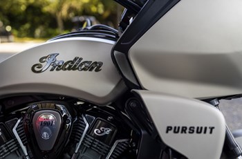 Indian Pursuit Dark Horse 2022 - Bild 19