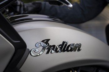 Indian Pursuit Dark Horse 2022 - Bild 25