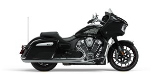 Indian Challenger Limited 2022 vs Harley-Davidson CVO Road Glide FLTRXSE  2012