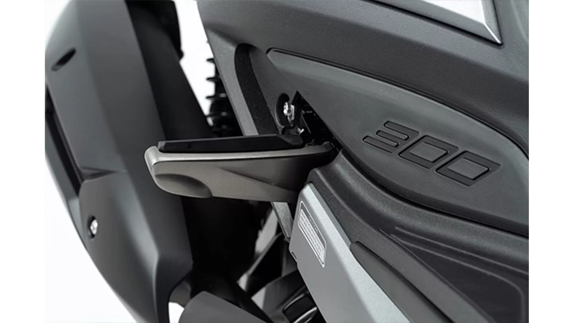 Kymco Agility 300i ABS - Image 3 Kymco Agility 300i ABS - Image 3