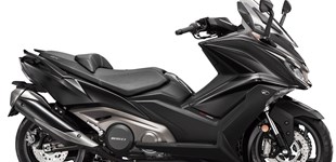 Kymco AK 550i ABS 2022 vs Yamaha TMAX 2018