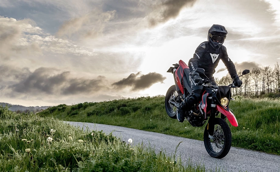 Malaguti XSM 125 Supermoto Bild 13: Malaguti XSM 125 Supermoto