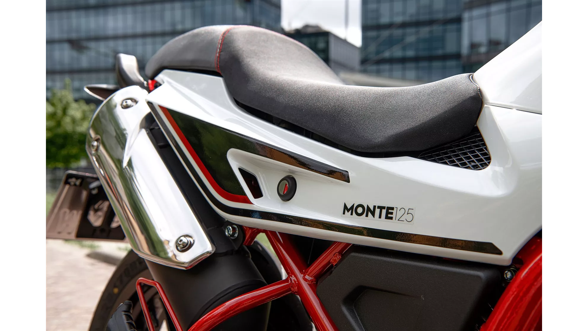 Malaguti Monte Pro 125 - Image 3 Malaguti Monte Pro 125 - Image 3