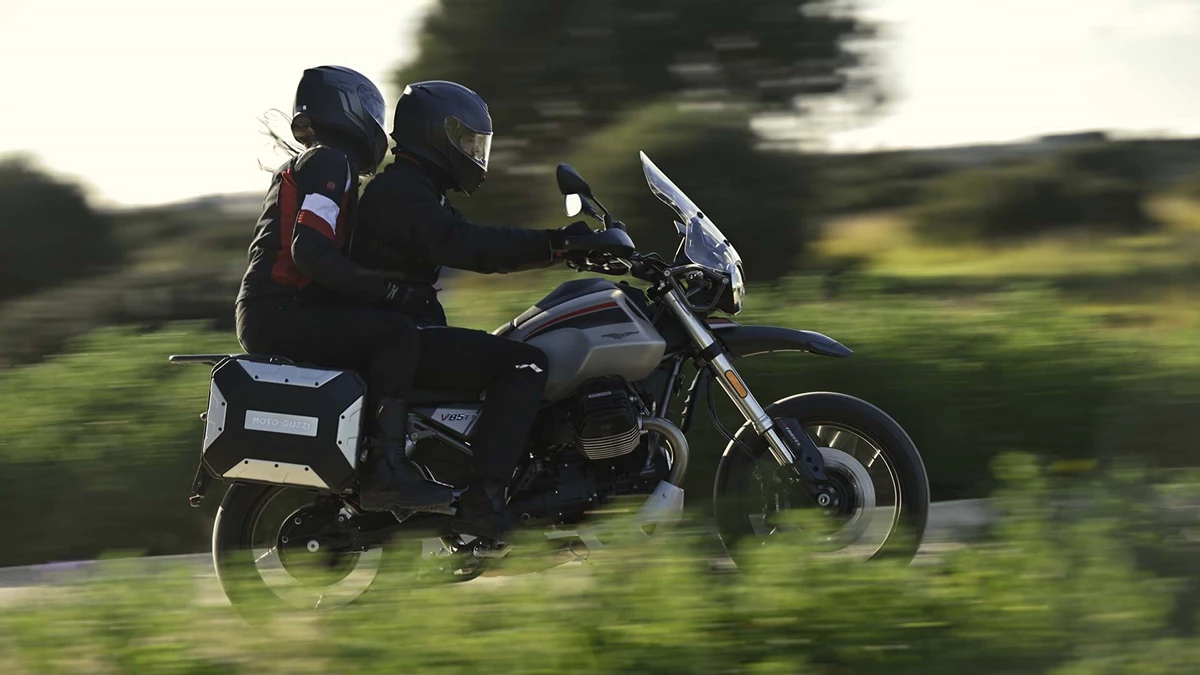 Moto Guzzi V85 TT Travel Bild 3: Moto Guzzi V85 TT Travel