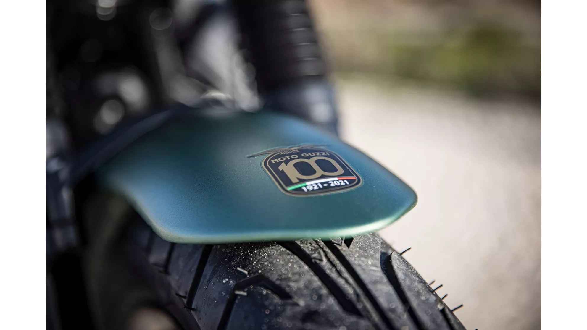 Moto Guzzi V7 Stone Centenario - Image 11 Moto Guzzi V7 Stone Centenario - Image 11