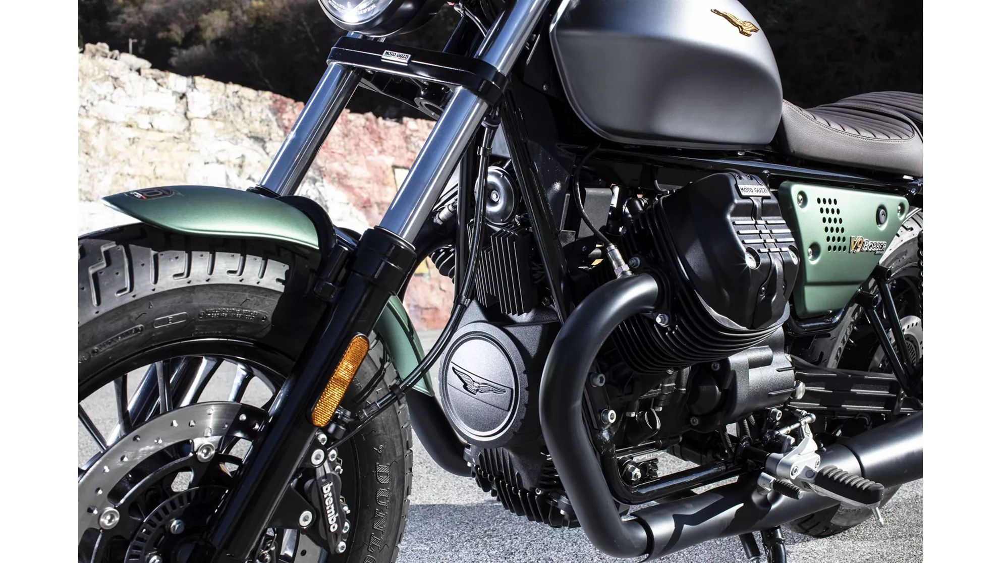 Moto Guzzi V9 Bobber Centenario - Image 16 Moto Guzzi V9 Bobber Centenario - Image 16