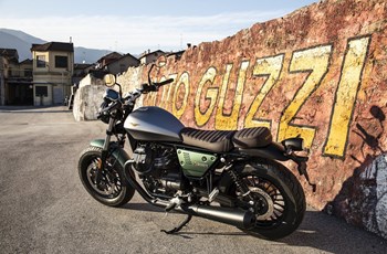 Moto Guzzi V9 Bobber Centenario 2022 - Bild 20