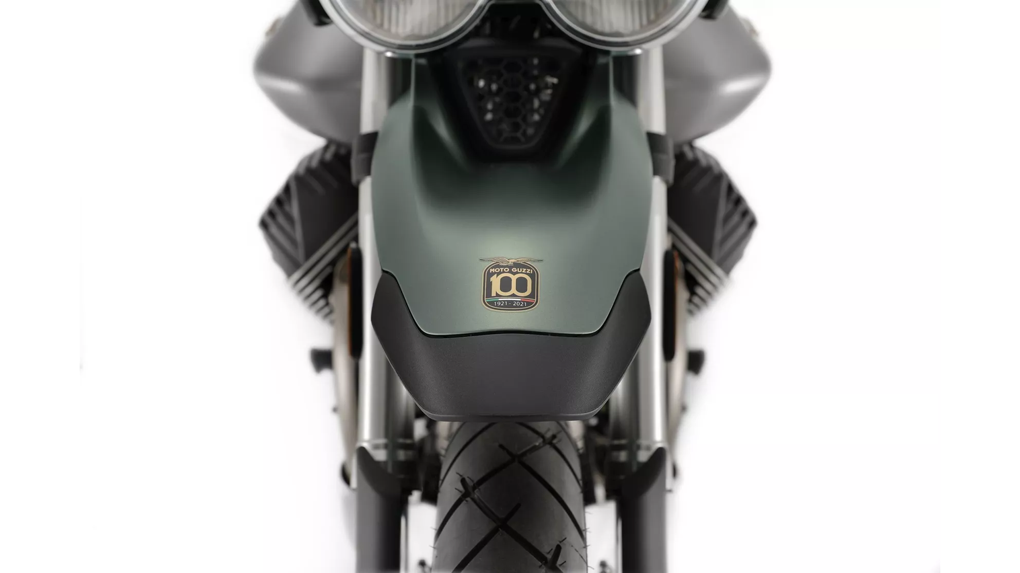 Moto Guzzi V85 TT Centenario - Resim 1