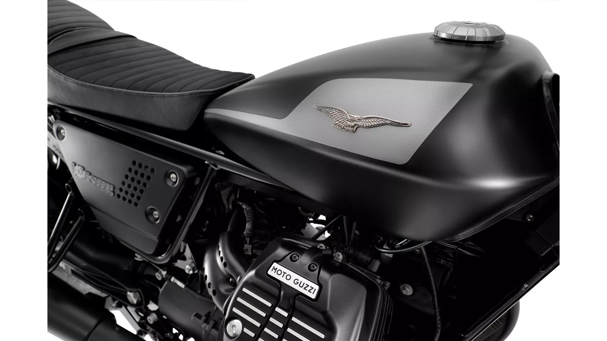 Moto Guzzi V9 Bobber - Image 3 Moto Guzzi V9 Bobber - Image 3